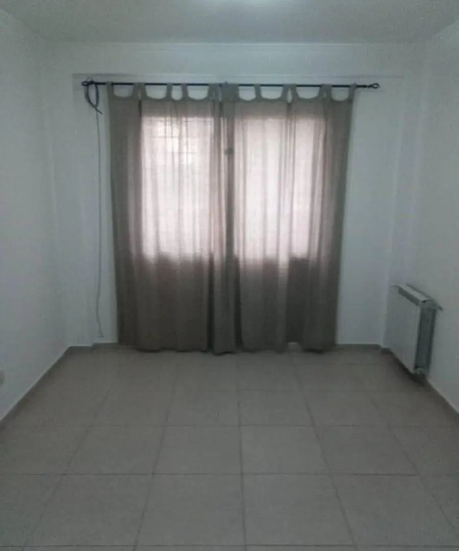 SE ALQUILA DEPARTAMENTO Bº PUEYRREDON - 1 DORMITORIO - CALLE COCHABAMBA - - PATIO - PLANTA BAJA 2