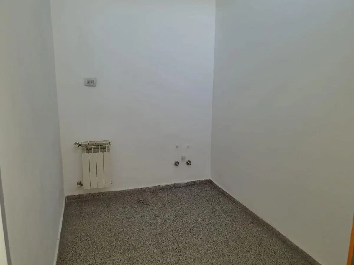 LOCAL COMERCIAL Bº NUEVO URCA - CERCA DE VALLE ESCONDIDO - CONSULTORIOS - PRIVADOS - USO COMERCIAL 5