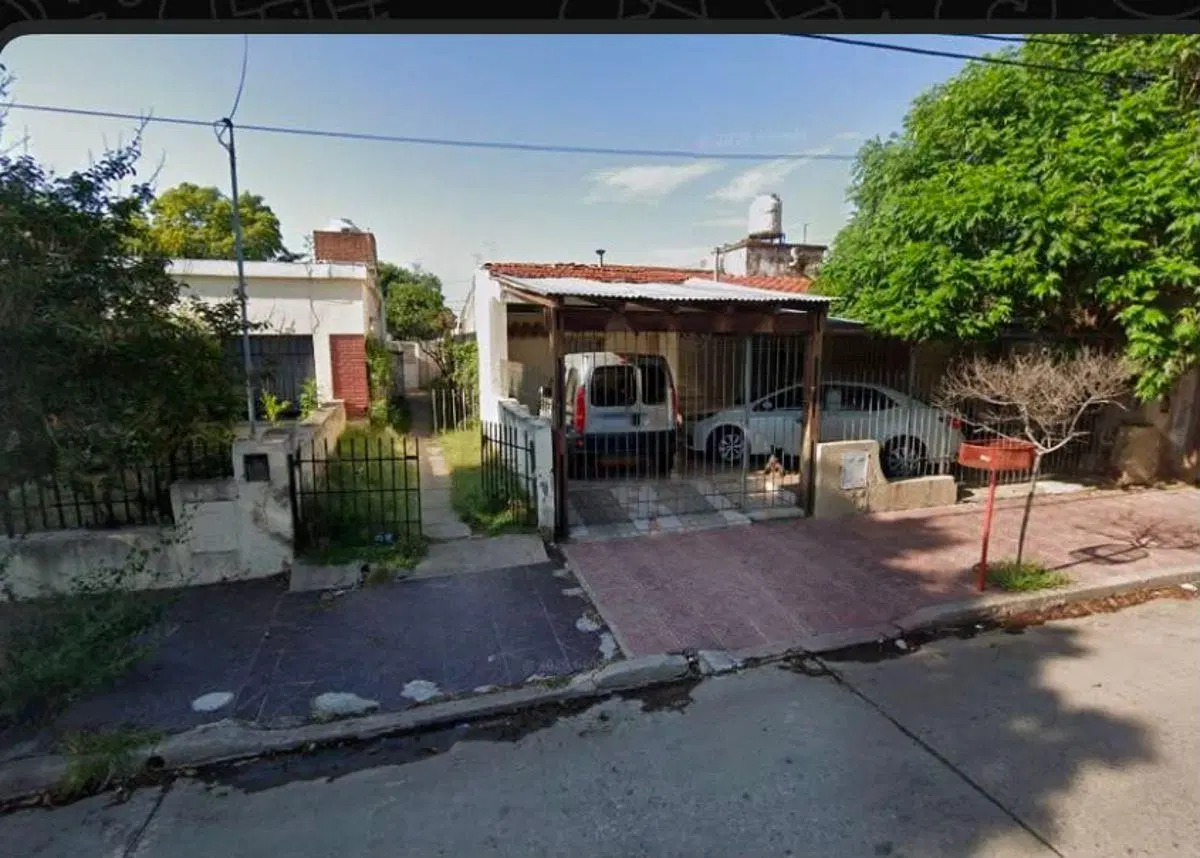 BARRIO JARDIN DEL PILAR UN DORMITORIO CON PATIO 4