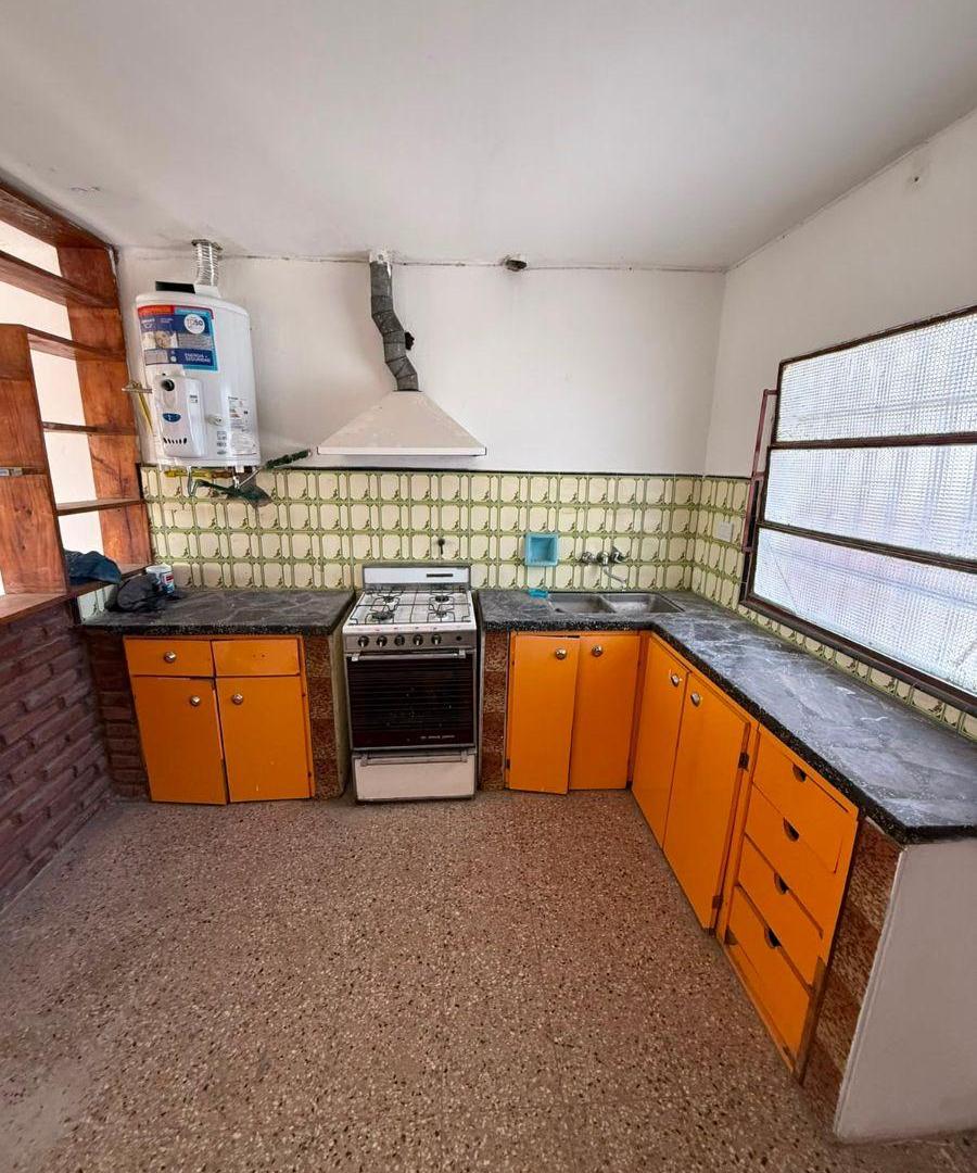 Foto de ALQUILER Bº MULLER - 1 DORMITORIO - PLATA ALTA - CALLE PERDENERA - CON TERRAZA - BAÑO - LIVING COM, imagen 4