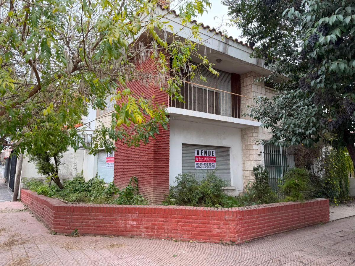 BARRIO CRISOL CASA ANTIGUA