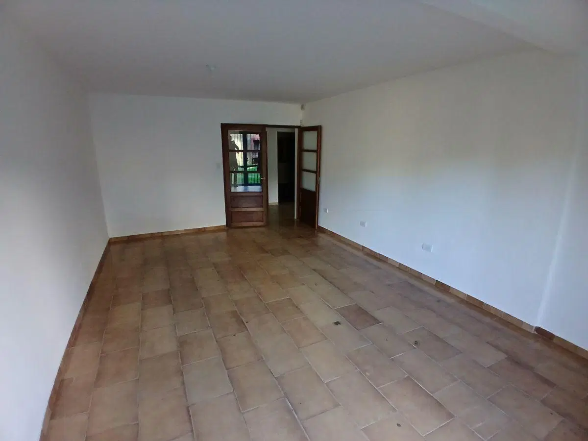 CASA ESQUINA AMPLIA - VILLA BELGRANO 4