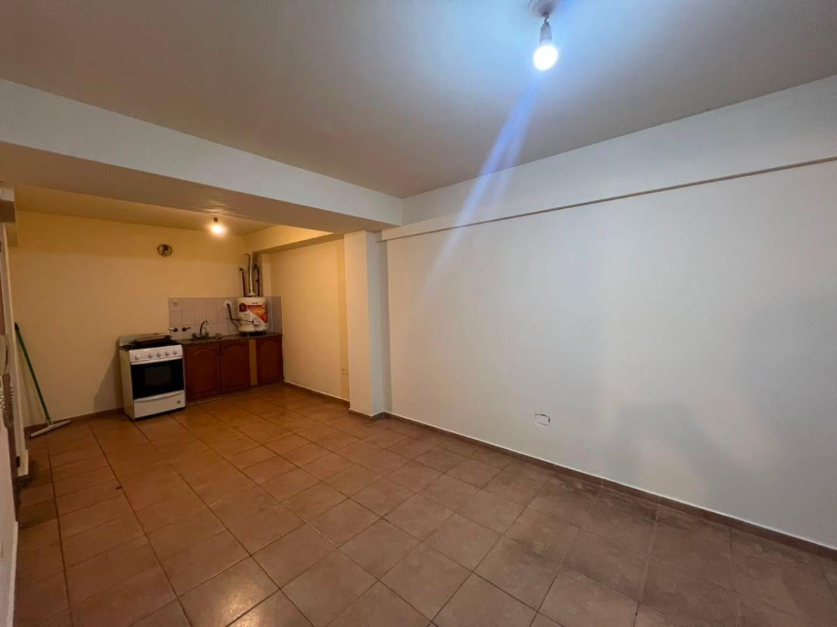 Foto de EXCELENTE DEPARTAMENTO EN ALQUILER EN EL CENTRO, imagen 2