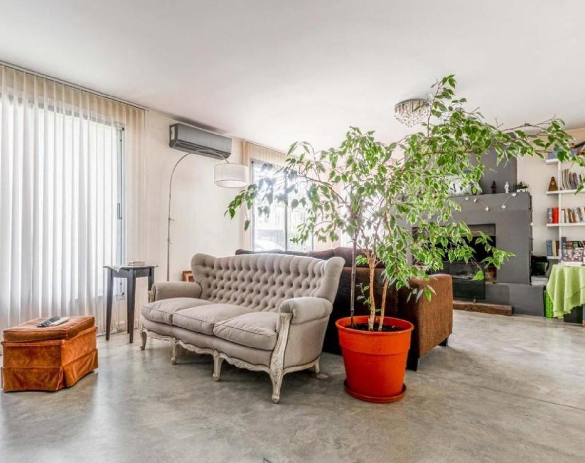 Casa en Venta en Barrio Privado Rumenco 4
