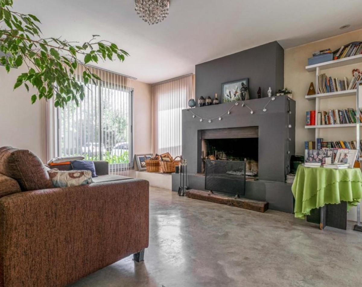 Casa en Venta en Barrio Privado Rumenco 3