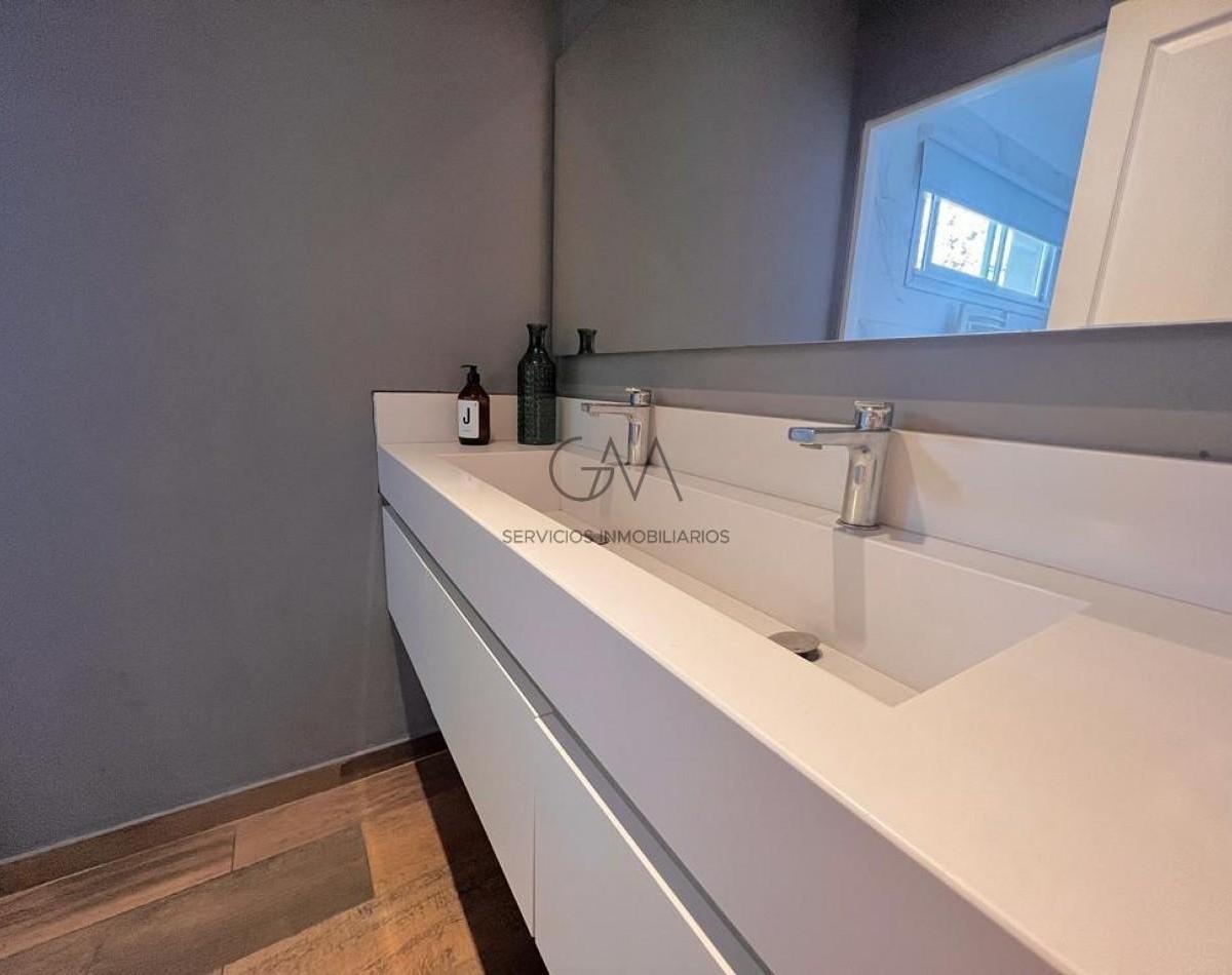 Moderno Chalet en Venta 2