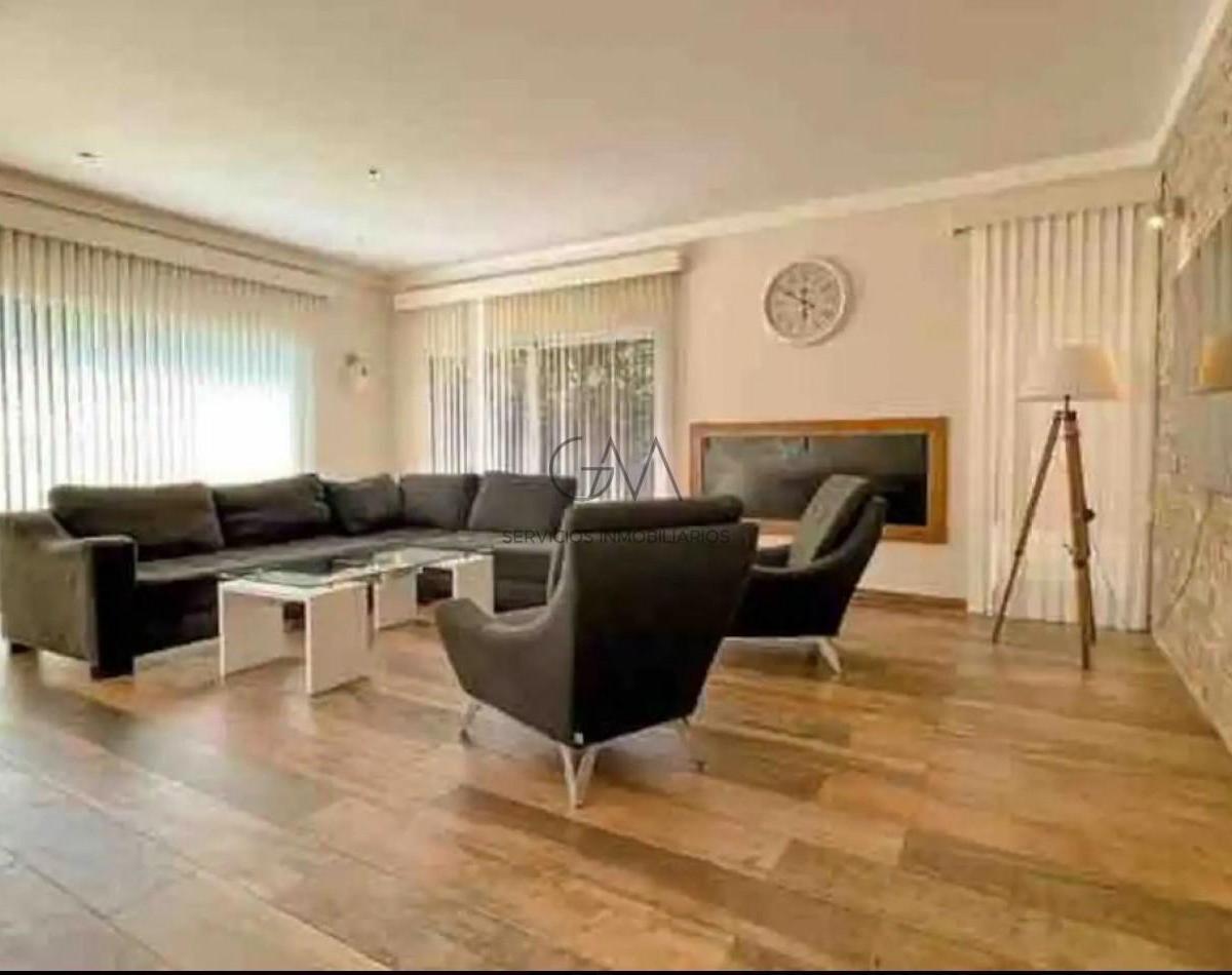 Moderno Chalet en Venta 4