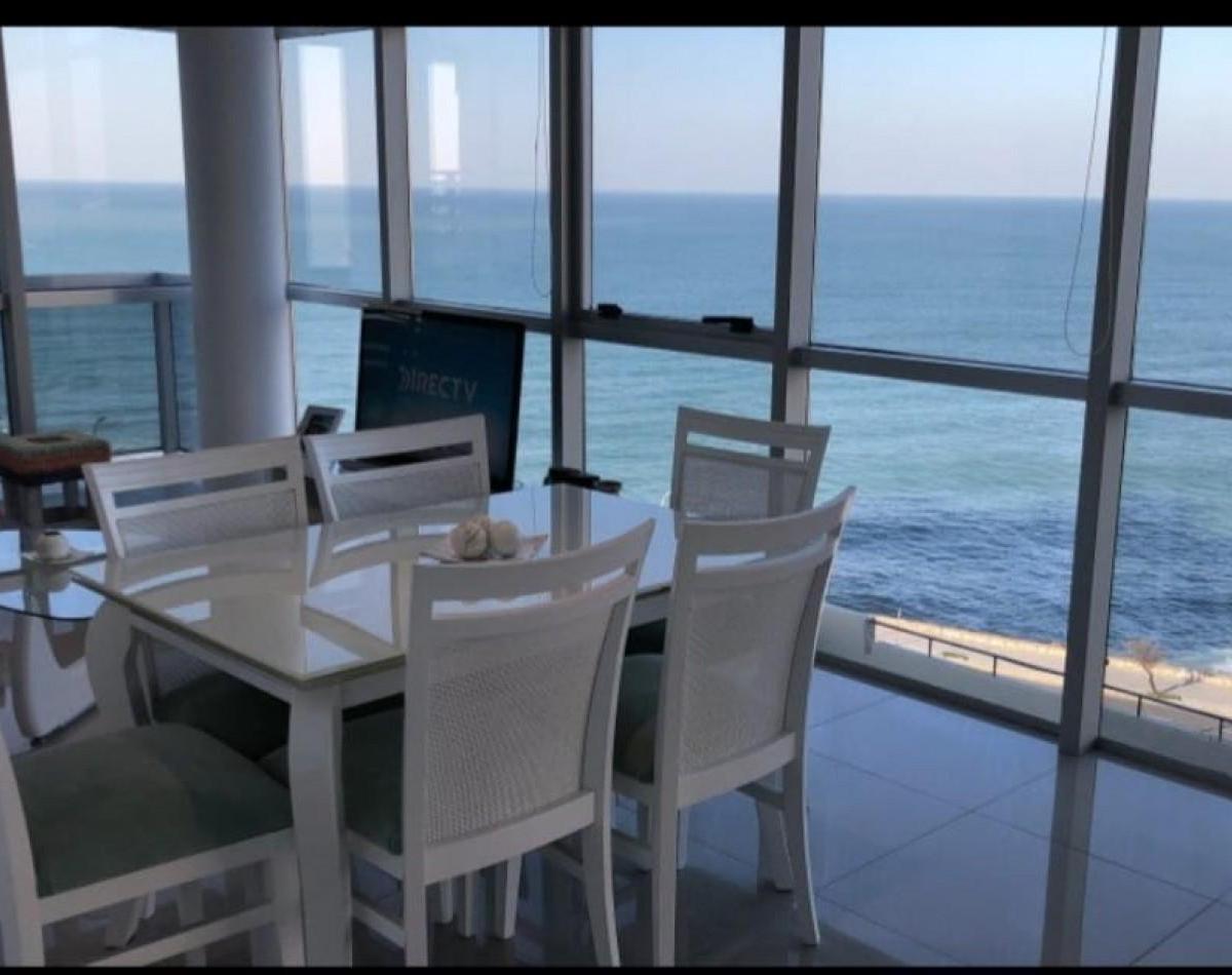Foto de Departamento con vista al mar Varese, imagen 2