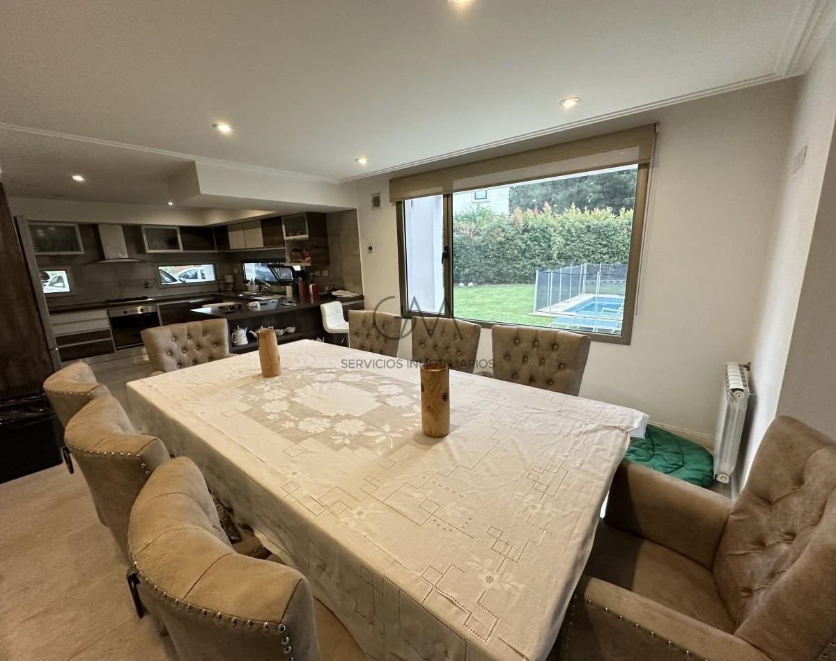 Casa en Venta Barrio Privado Rumenco 3