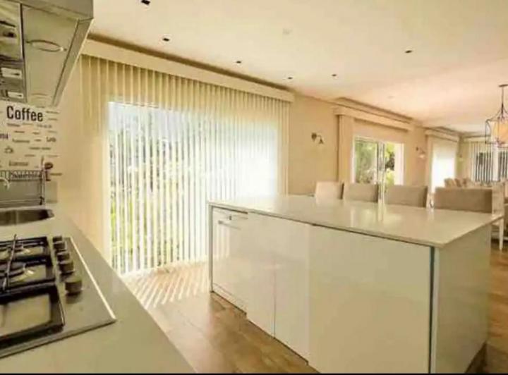 MODERNO CHALET EN ALQUILER TEMPORAL 4