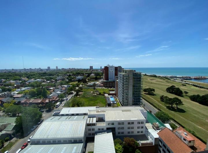 Departamento en alquiler temporal Playa Grande 4