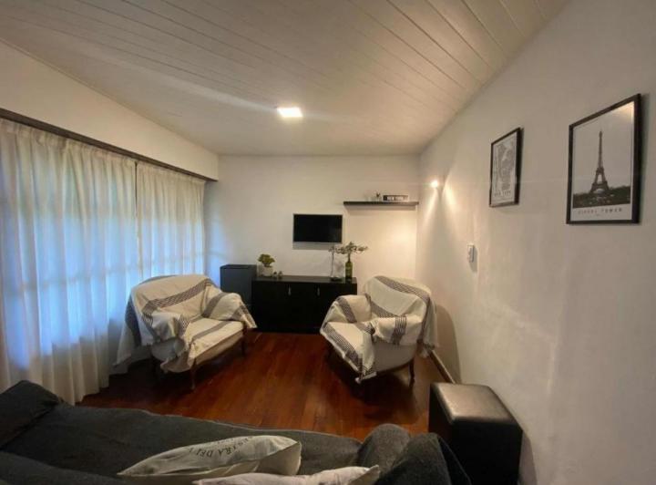 Casa con piscina en alquiler temporario 2