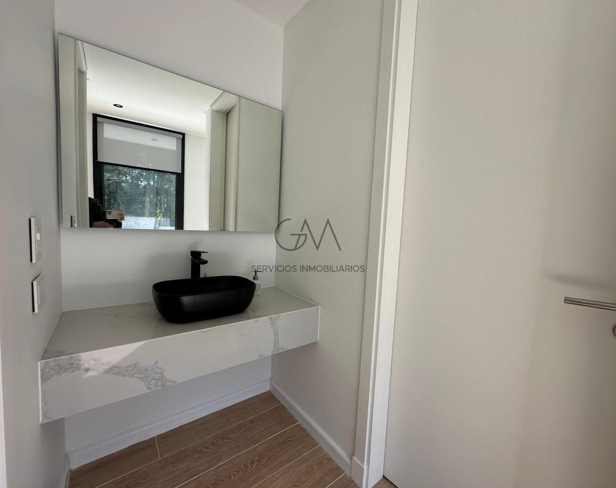 Foto de Casa a estrenar en venta Barrancas de San Benito, imagen 4