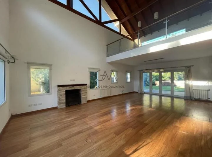 Foto de Importante Casa en Venta Rumenco, imagen 2