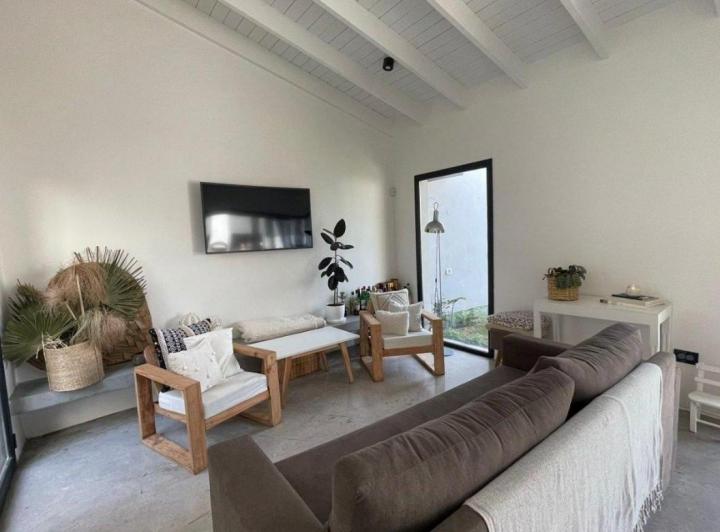 Casa en Alquiler Temporada 1