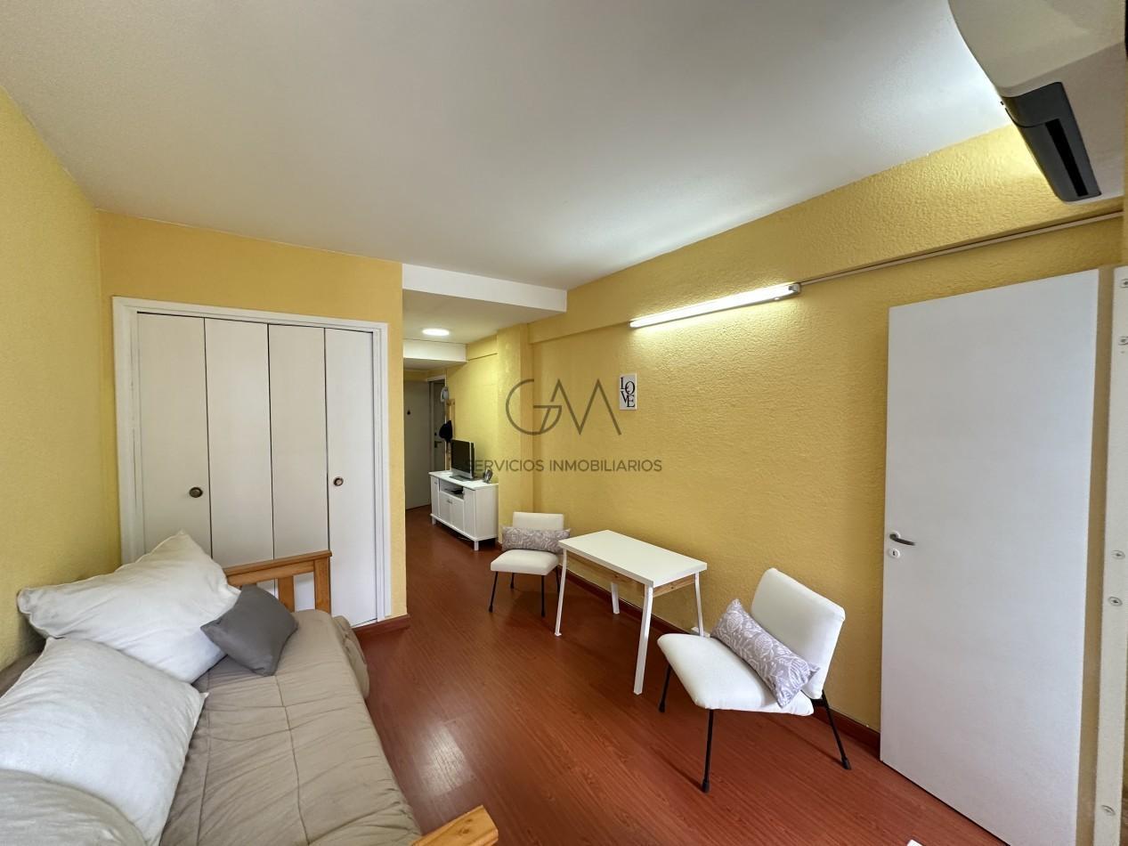 Foto de Monoambiente en venta zona Guemes, imagen 1