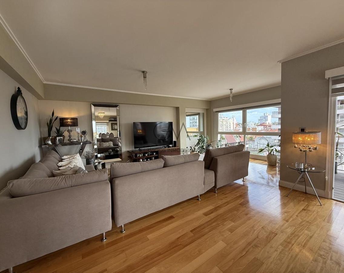 Foto de Departamento en venta Playa Varese, imagen 3