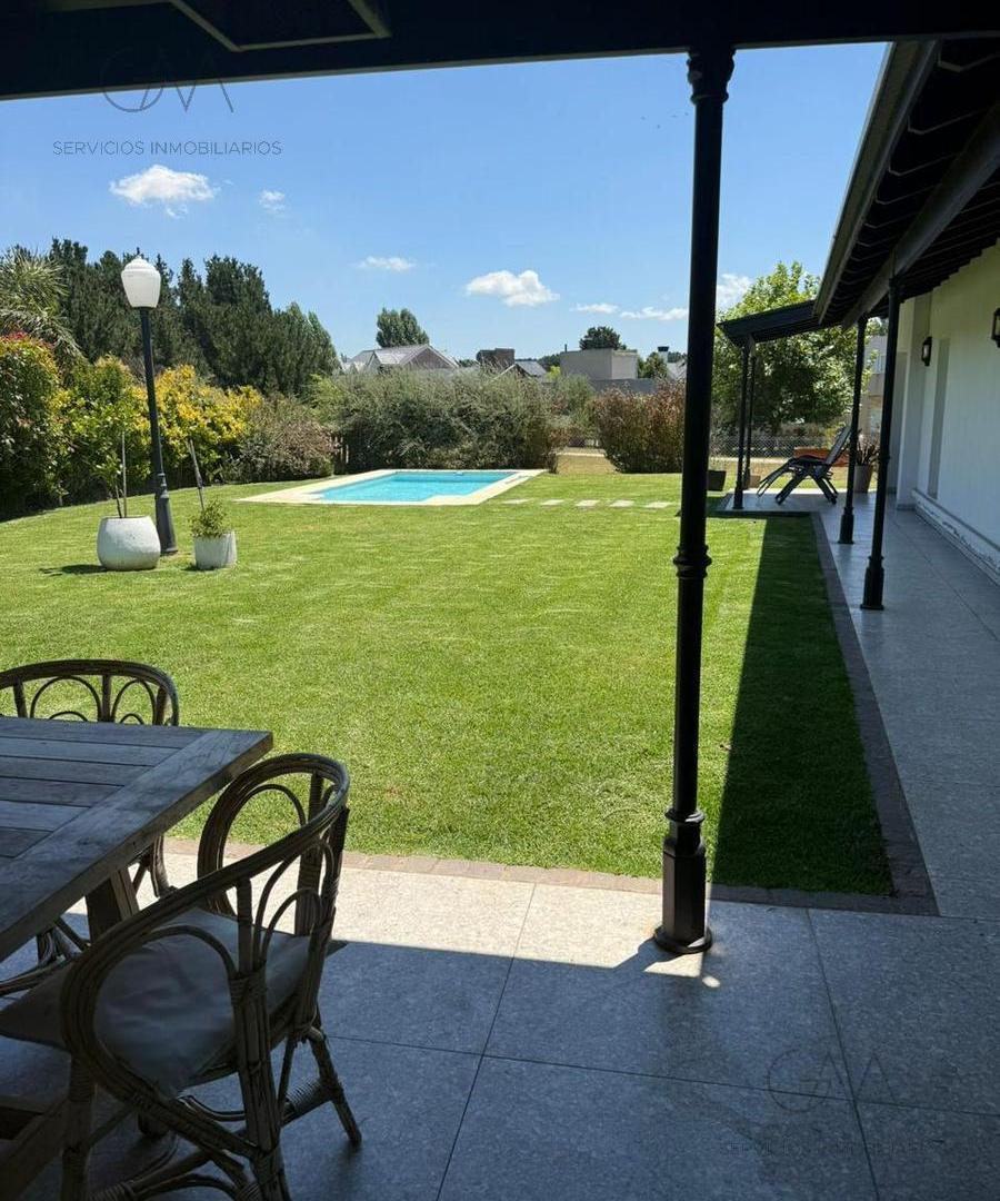 Casa en alquiler – 24 meses | Barrio Privado Rumencó