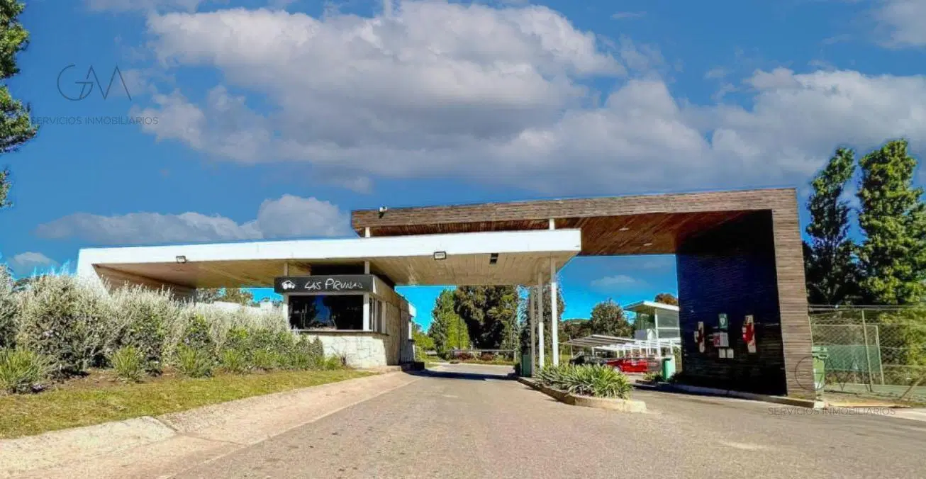 Exclusivo lote en venta en Barrio Las Prunas 4