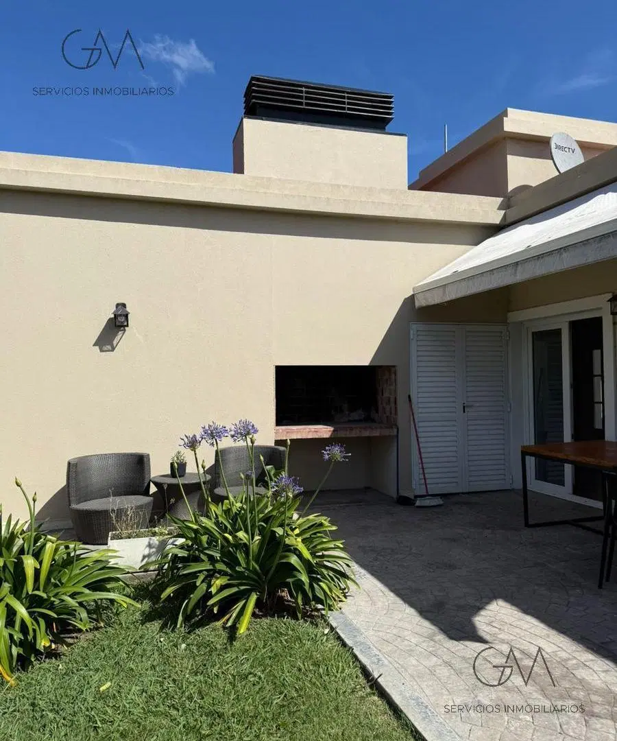 Casa en alquiler temporada Barrio Arenas del Sur 1