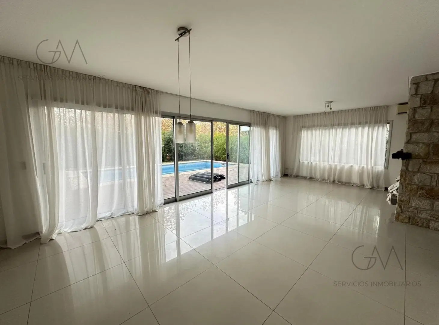 Casa en alquiler en Rumencó 3