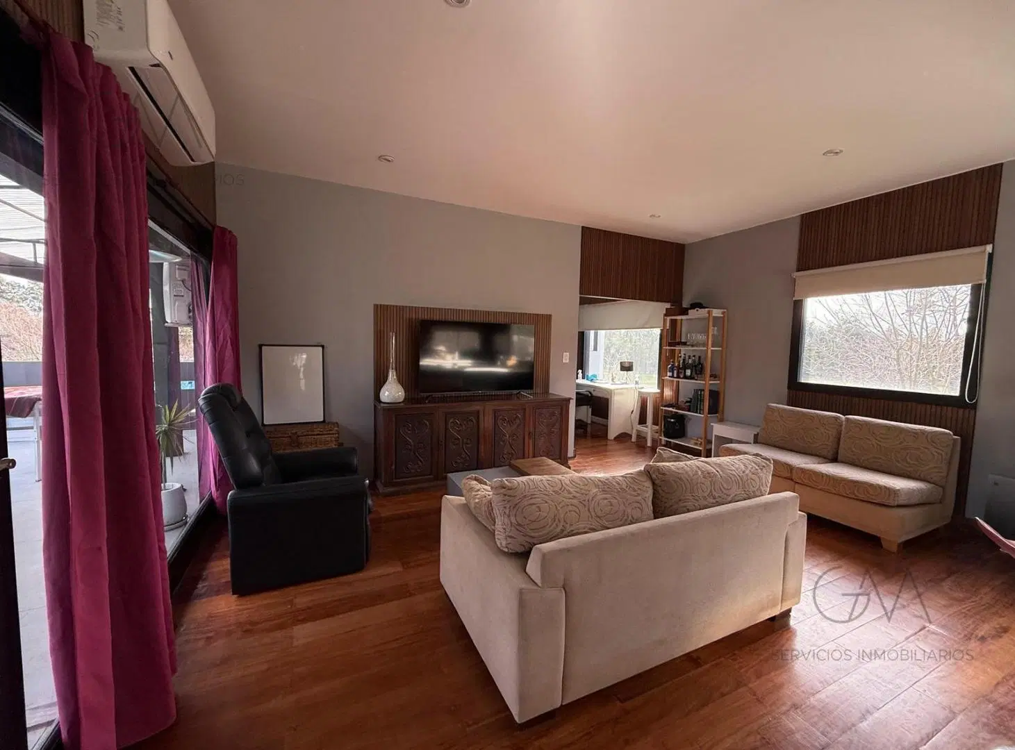 Casa en alquiler en Barrio Tierra y Mar 2