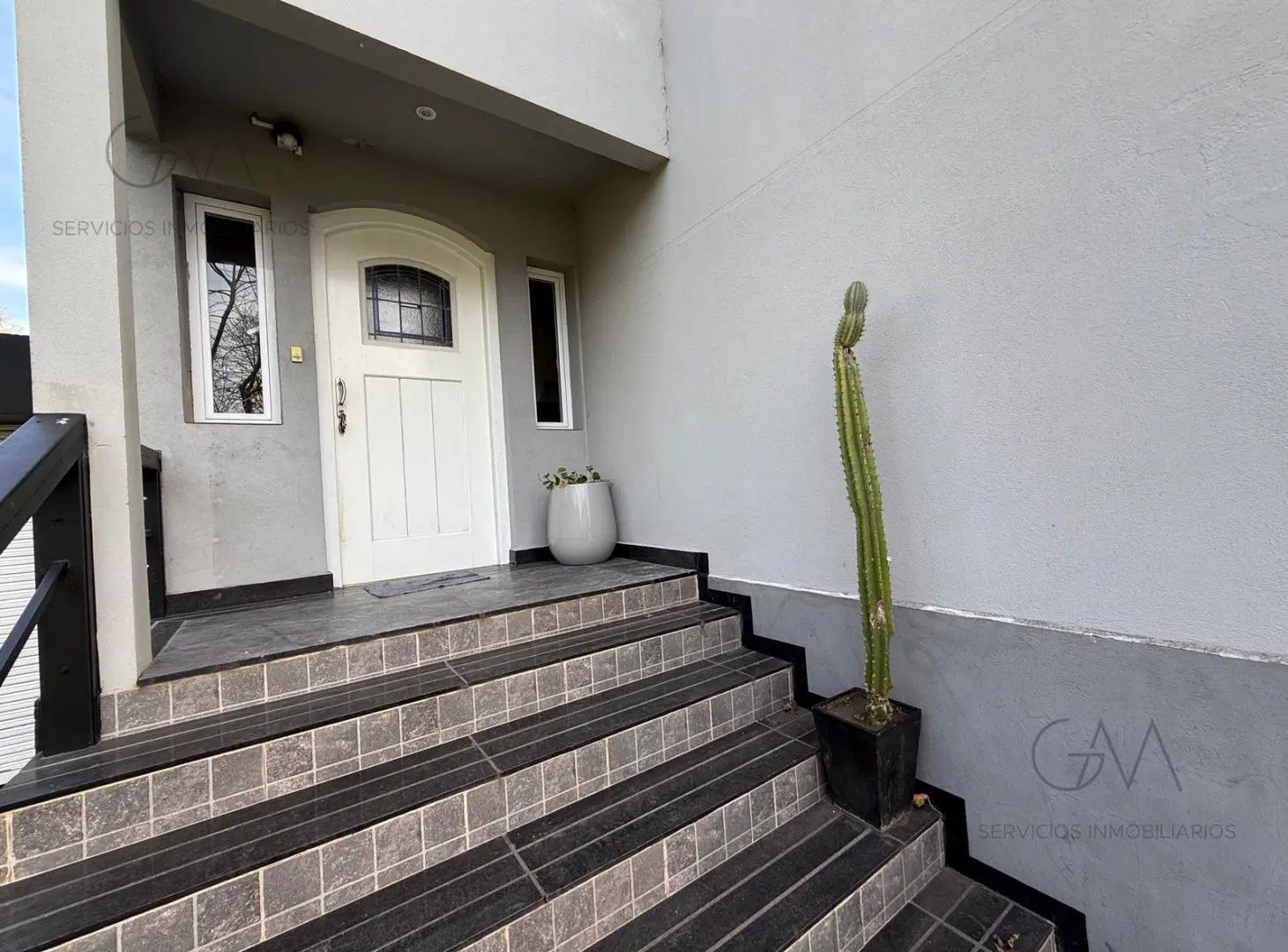 Casa en alquiler en Barrio Tierra y Mar 5