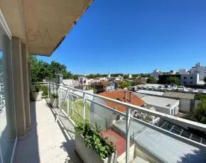 Departamento en venta zona Guemes 4
