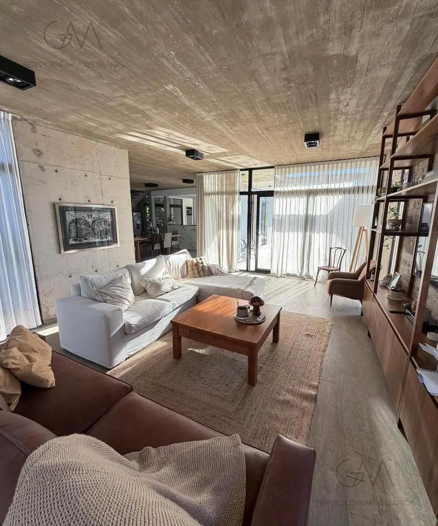 Casa en alquiler – Arenas del Sur 5