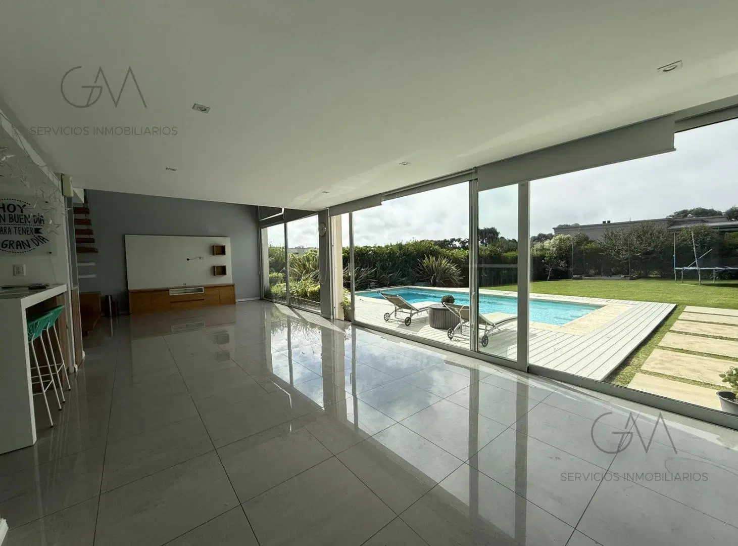 Casa en alquiler permanente Arenas del Sur 3