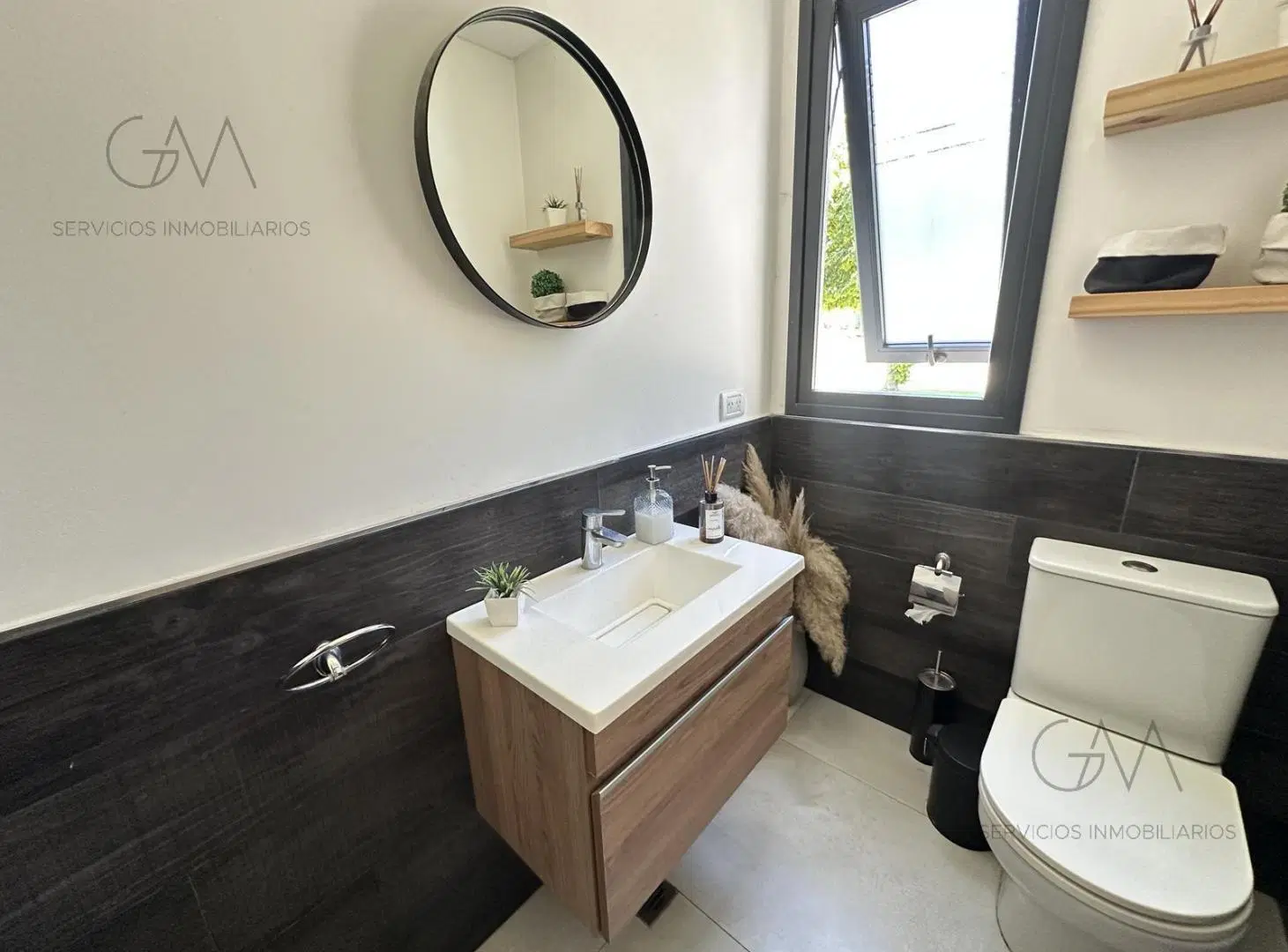 VENTA CASA EN BARRIO ARENAS DEL SUR 4