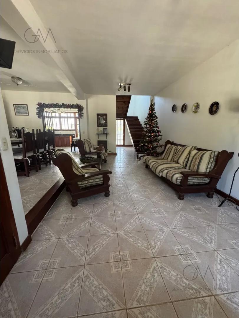 Foto de Casa en Alquiler Temporario en Punta Mogotes - Apta Jovenes hasta 12, imagen 2