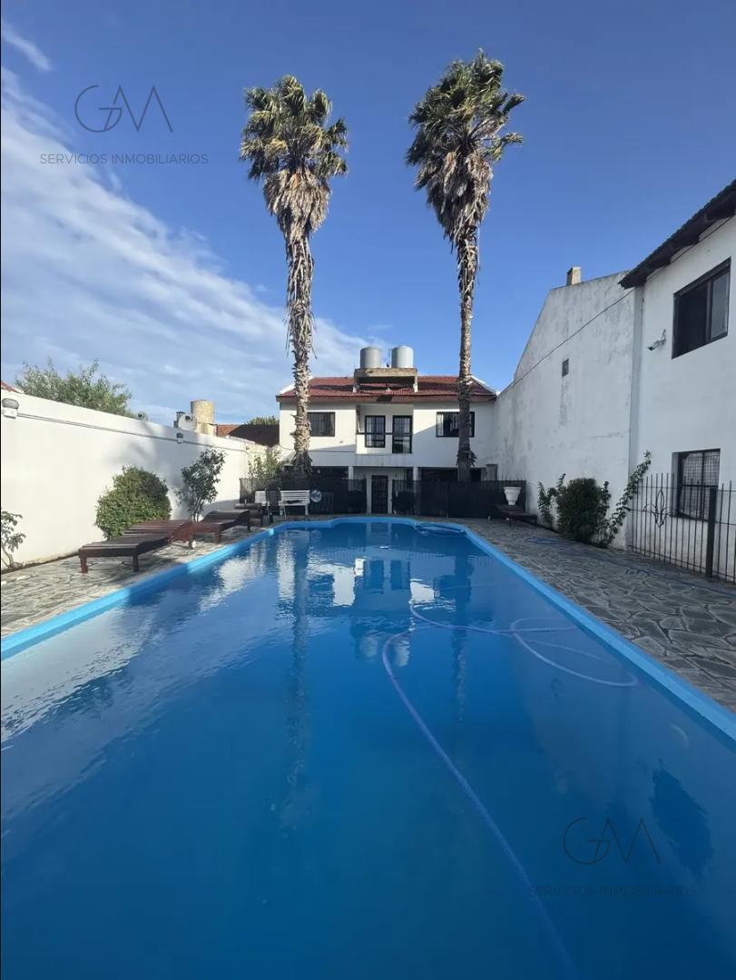 Foto de Casa en Alquiler Temporario en Punta Mogotes - Apta Jovenes hasta 12, imagen 1