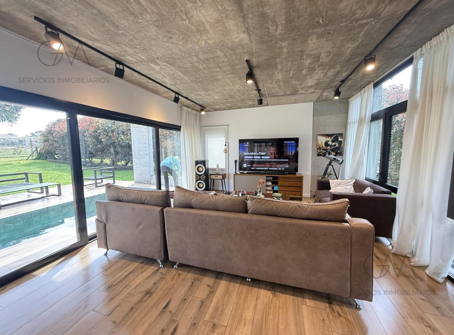 Foto de Casa en alquiler – Barrio Arenas del Sur, imagen 2