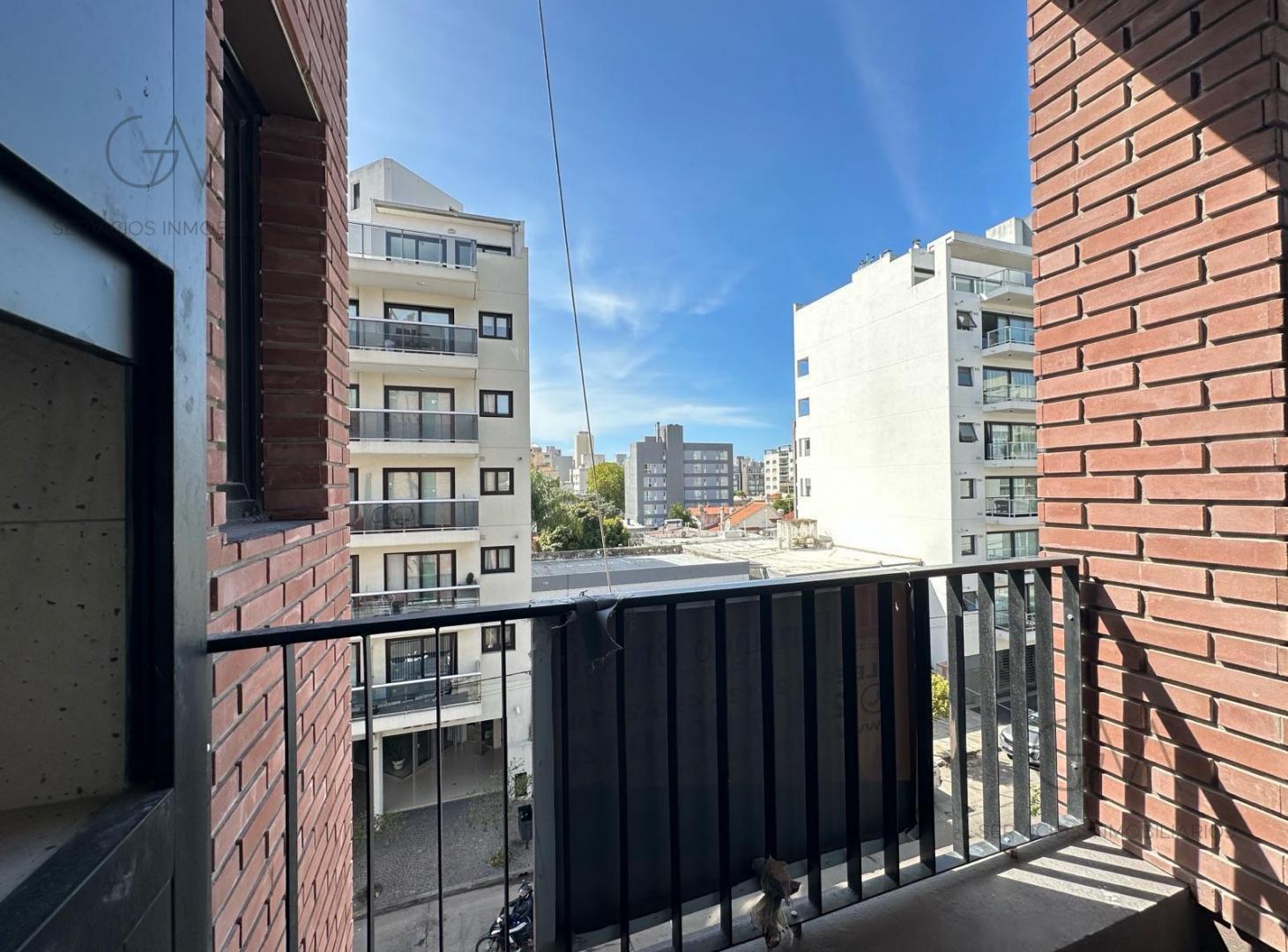 Foto de Departamento en venta - Guemes, imagen 3