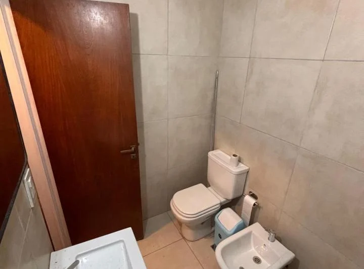 ALQ MONOAMBIENTE OBISPO SALGUERO 783 5