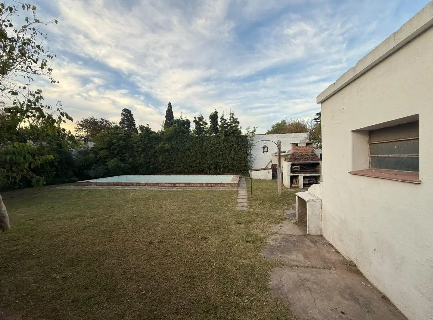 Casa a mts de la mujer urbana. 3dor. apta credito 3