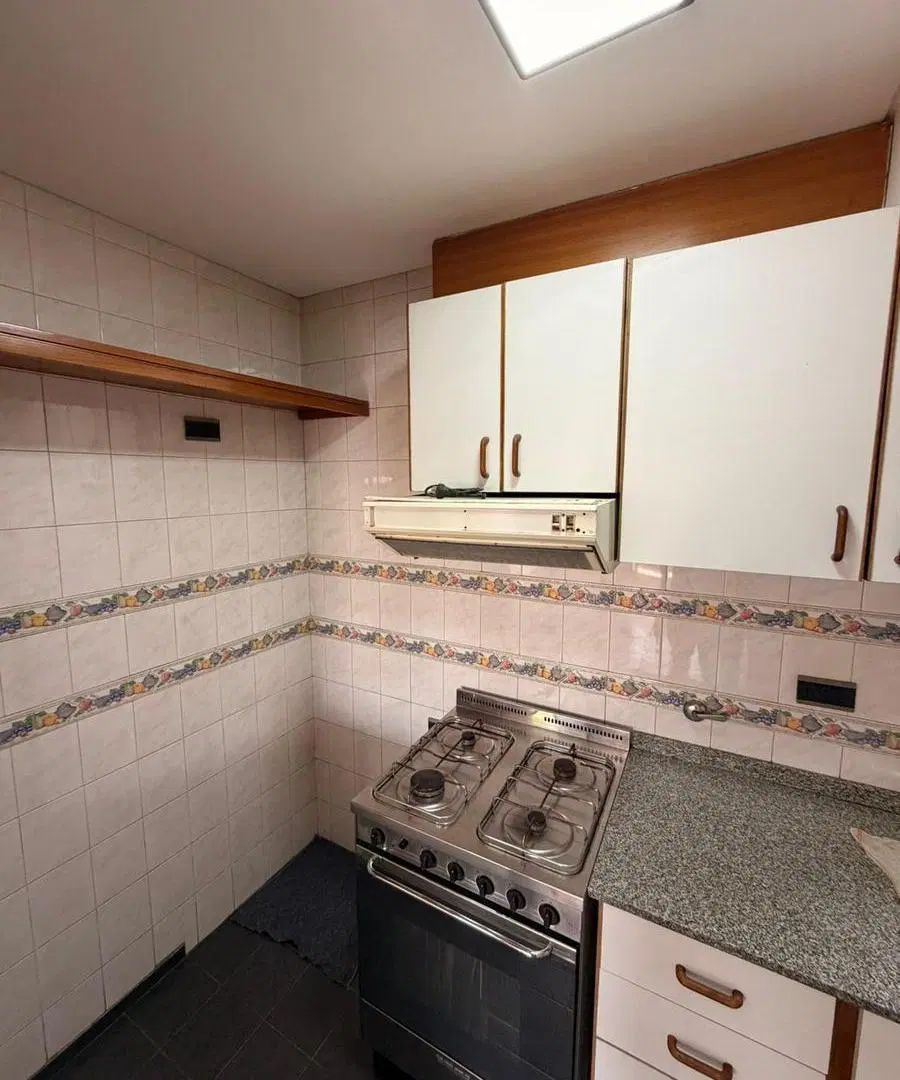 amplio dpto con balcon/terraza, piso alto,. op. cochera!!! 4