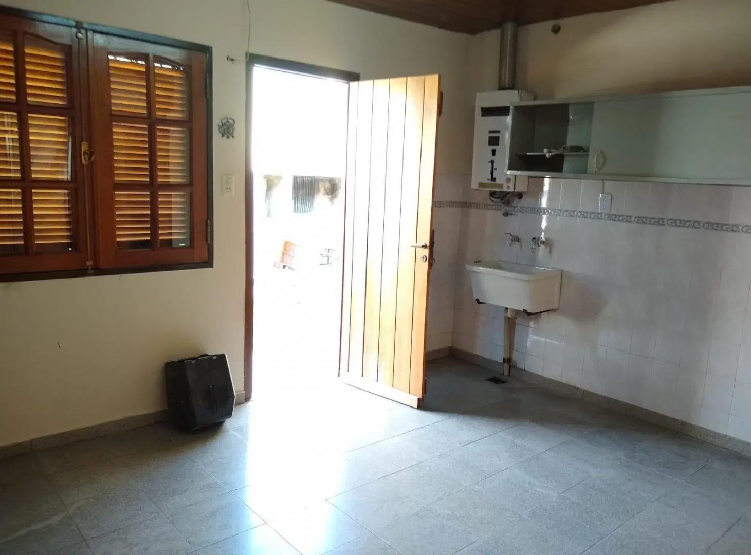 CASA EN VENTA ALTA CBA 3 DORM 4