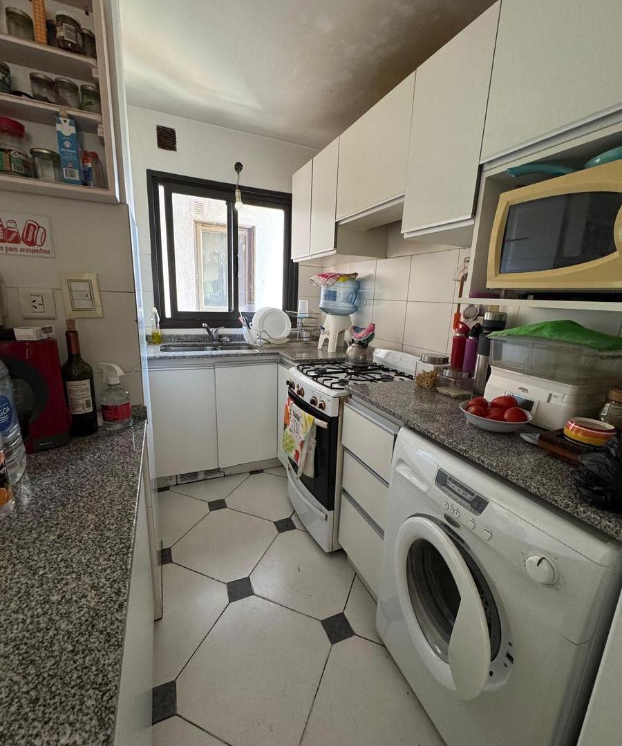 Foto de VENTA DPTO 2 DORM BV ILLIA 50, imagen 3