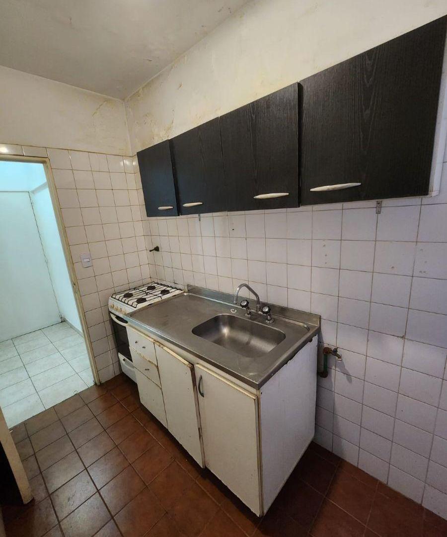 Foto de ¡VENTA! Departamento 3 ambientes, retasado – Once, imagen 5