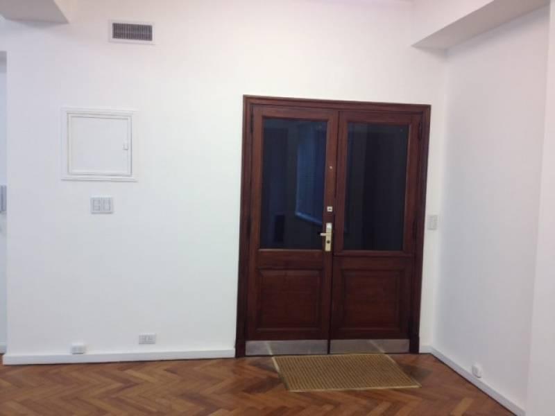 Foto de Venta Oficina dos ambientes Microcentro con renta, imagen 4