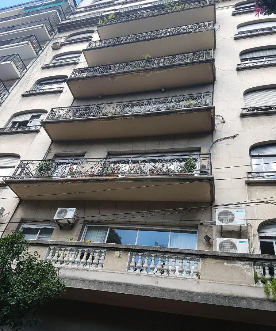 Arenales y Montevideo IMPECABLE ! Venta 175 m2 totales con 3 dormitorios -Plaza Vte Lopez 4