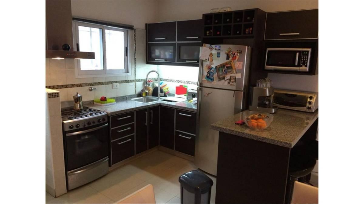 TRIPLEX 4 AMB. INTERNO - VENTA - SAN JUSTO CENTRO