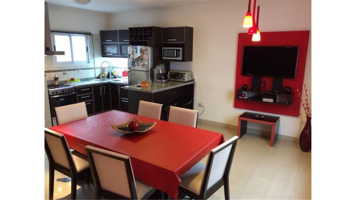 Foto de TRIPLEX 4 AMB. INTERNO - VENTA - SAN JUSTO CENTRO, imagen 4