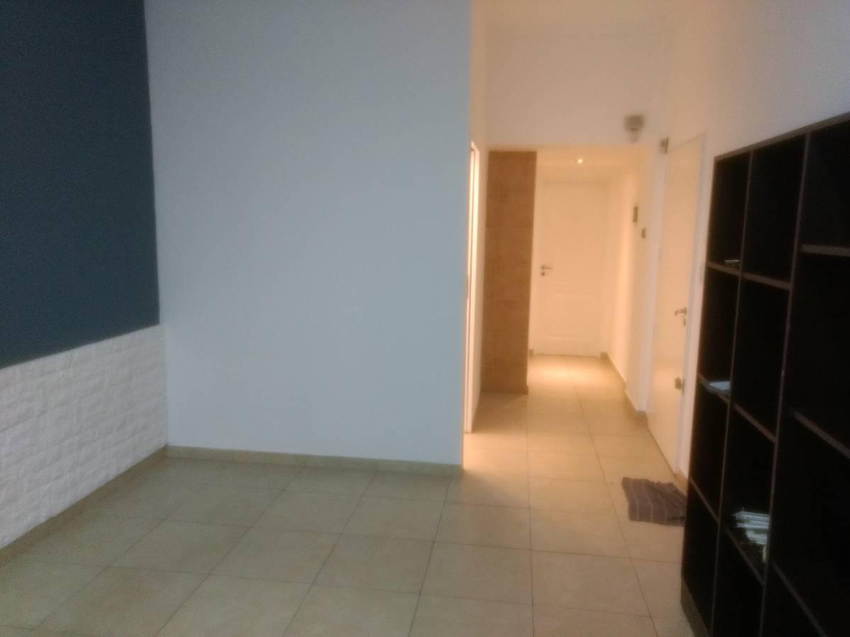 Foto de DEPARTAMENTO 2 AMB. - VENTA - SAN JUSTO CENTRO, imagen 2