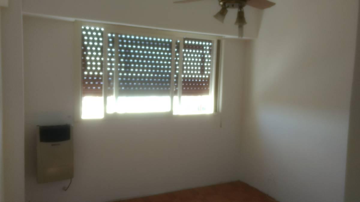 Foto de DEPARTAMENTO 3 AMB. CON COCHERA - VENTA - RAMOS MEJIA CENTRO, imagen 3