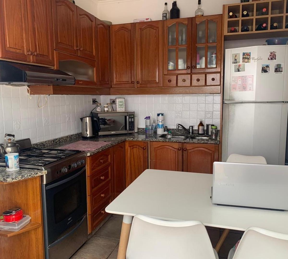 Foto de Casa 4 Amb. - Venta - Ramos Mejía, imagen 2