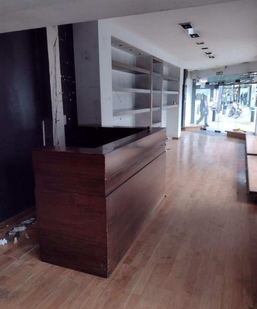 Foto de Local comercial en alquiler en San Justo centro (peatonal), imagen 4