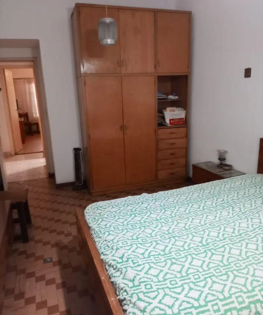 Casa con 300 m² de terreno y 2 dormitorios en venta en centro de San Justo 5